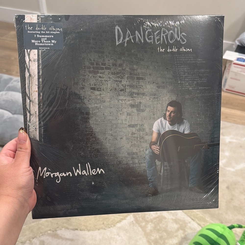 Dangerous Vinyl Album Morgan wallen